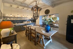 Dining - Vrbo Property (Termini)