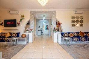 Lobby - Jolie villa 4 chambres à 10 minutes centre (Marrakesh)