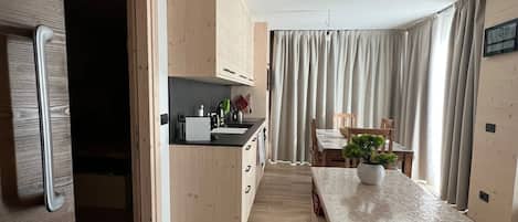 Bormio Apartments al pradais giardino est | Ruokailu