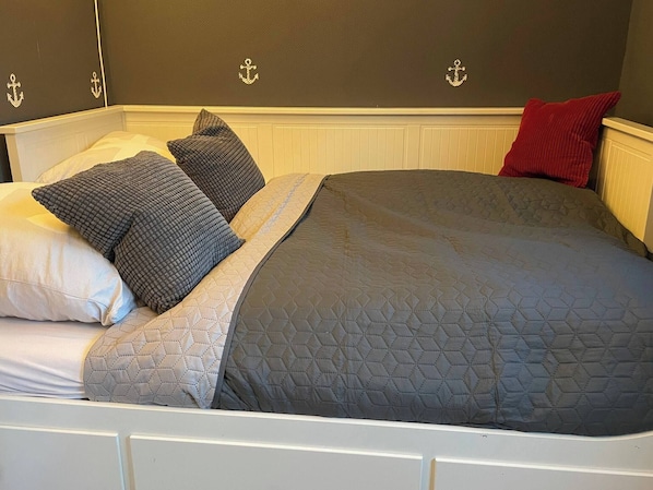 Room, 1 Bedroom, Sauna | 1 bedroom