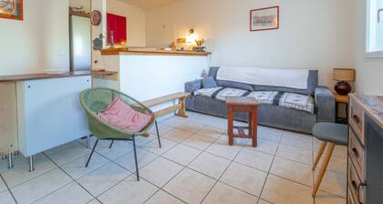 Charming duplex near beach - 5 guests
