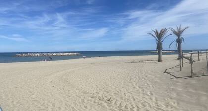 Petite villa climatisée proche plage - 4 pers.