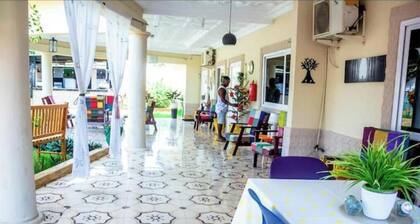Home Away From Home - Calm & Stylish Retreat for a Relaxing Stay
