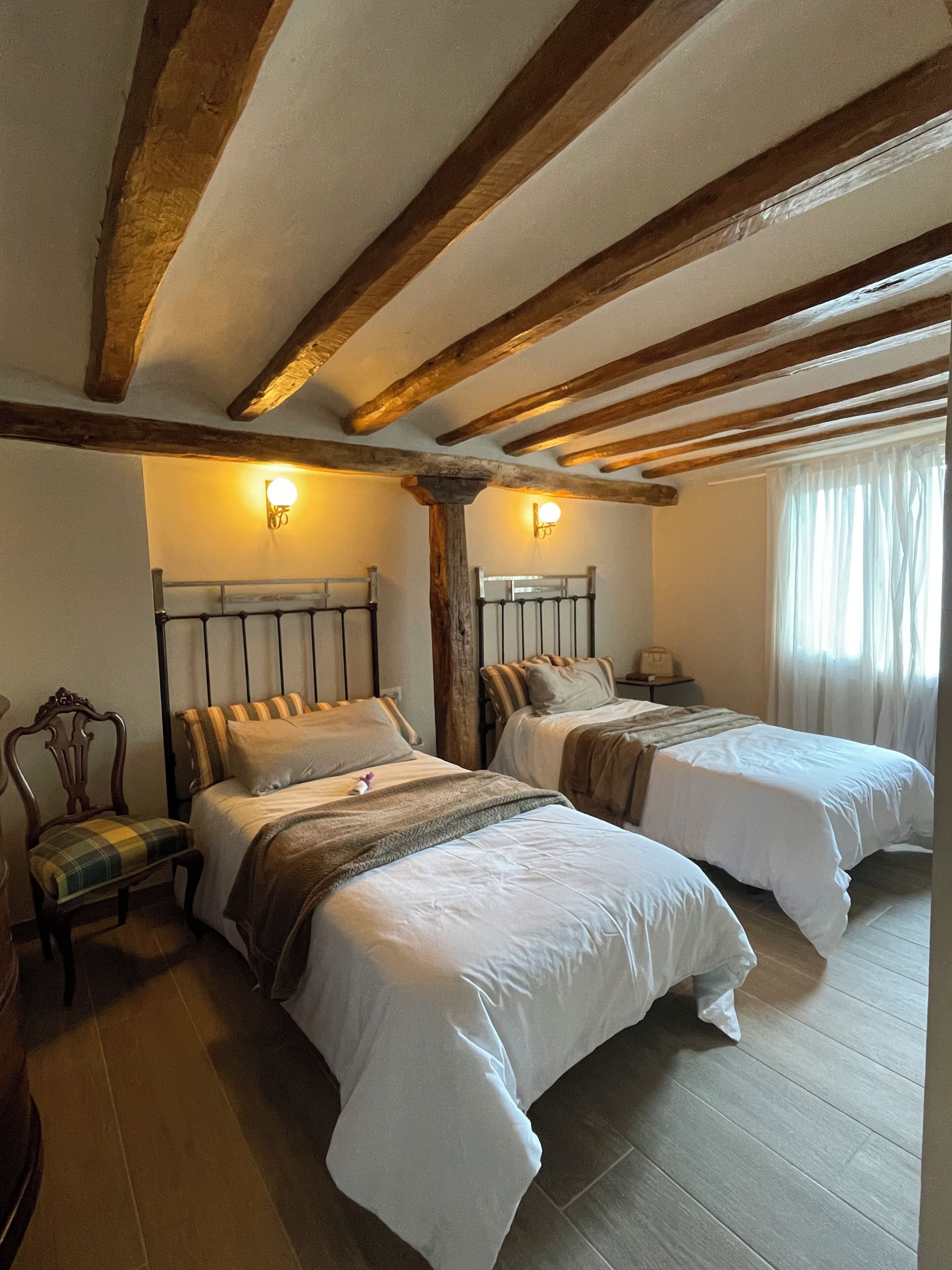 4 slaapkamers, wifi, beddengoed