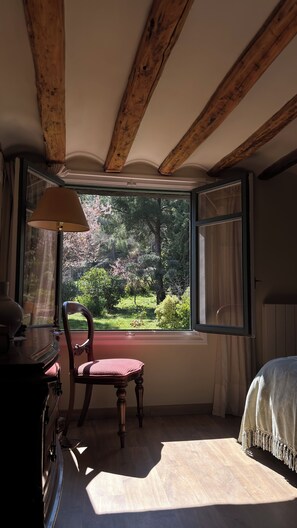 4 habitaciones, wifi y ropa de cama 