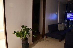 Interior - The City Escape: Stylish Condo Near Ayala Bloc & IT Park (Cebu City)