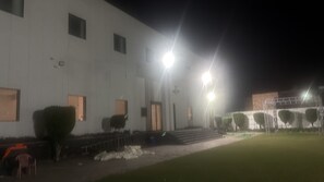 Exterior - Purav Hotel (Kharkhauda)