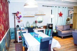 Dining - Extra Comfort & Space - Family-Friendly Stay Made for Fun & Relaxation (Koforidua)