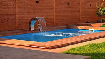 Bungalow – deluxe, bassengutsikt | Basseng | 2 utendørsbassenger