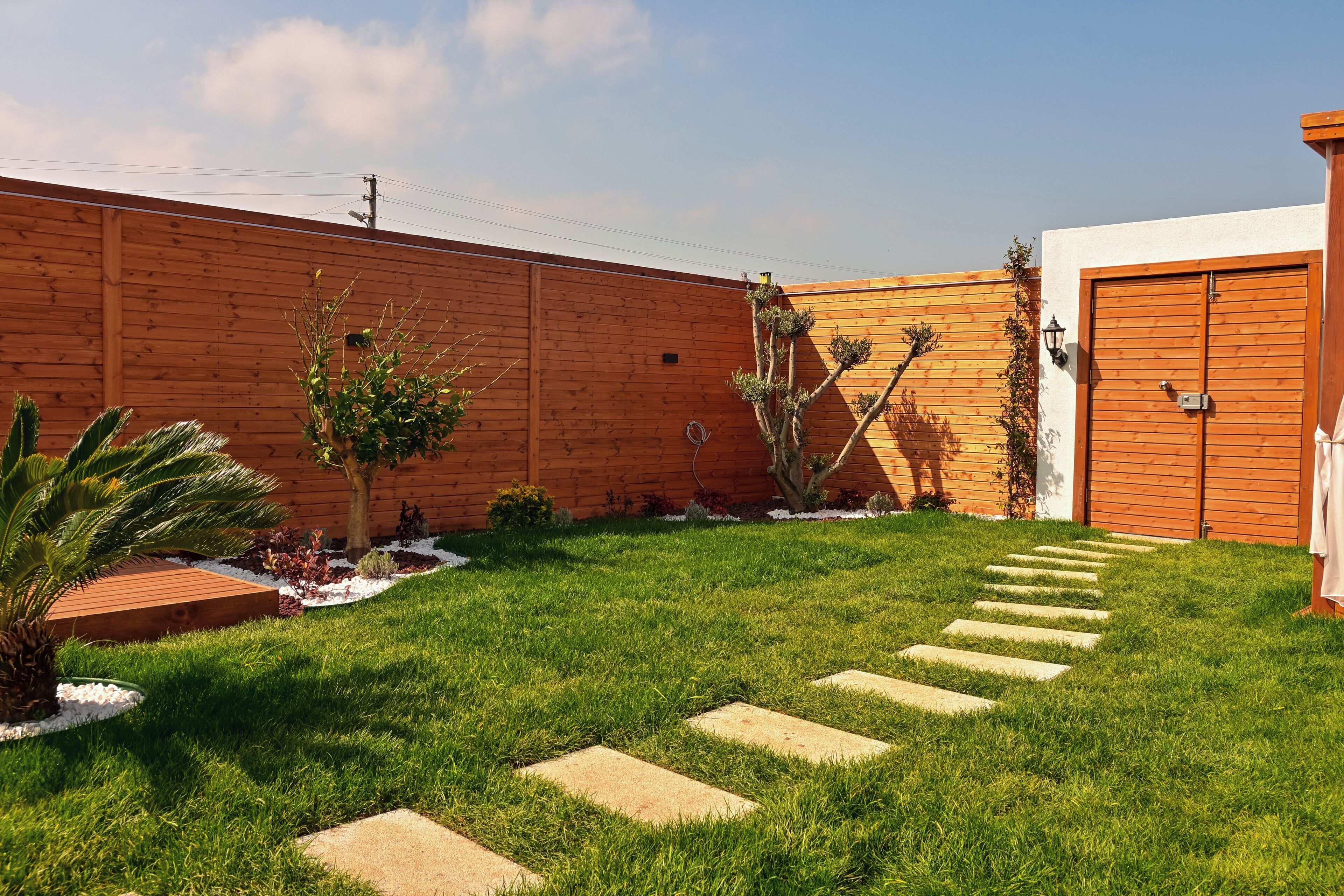 Deluxe Bungalow, Pool View | Property grounds