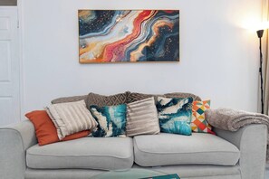 Apartment, 2 Bedrooms | Living area - Cosy Home 7 Minutes From Newcastle City Centre (Gateshead)