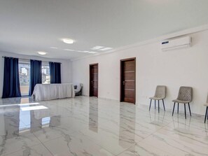 Interior - Spacious 5BR Home w/ Terrace near St Julians (Swieqi)