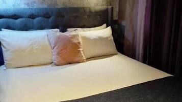 1 bedroom, iron/ironing board, WiFi, bed sheets