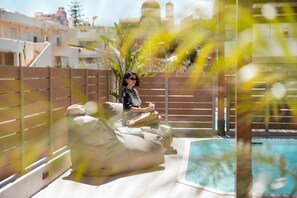Piscina all'aperto, una piscina riscaldata
