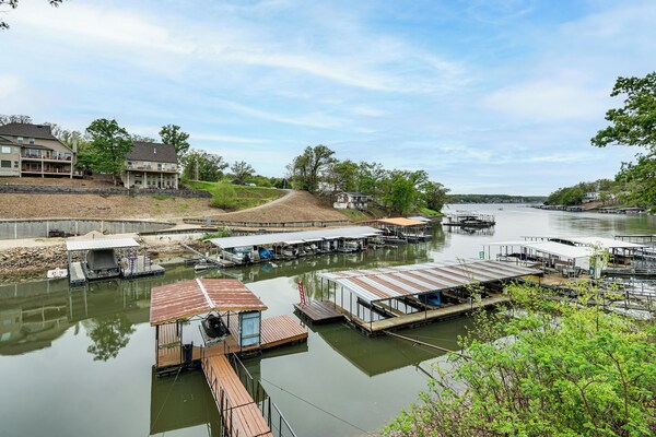 Dock + Swim Platform! Osage Beach Waterfront Home - Osage Beach, MO