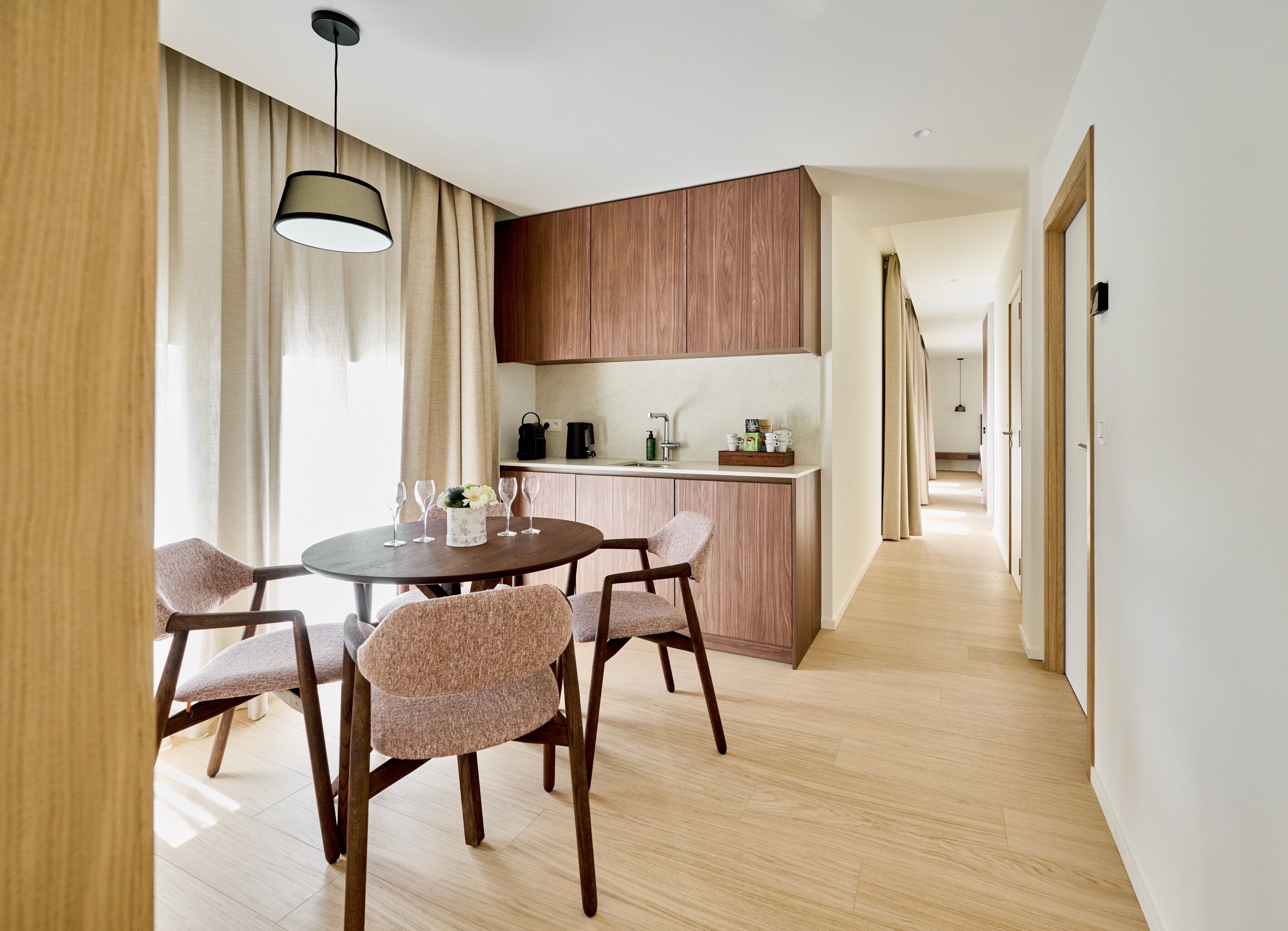 Phòng Suite Royal | Bếp riêng | Ấm điện 