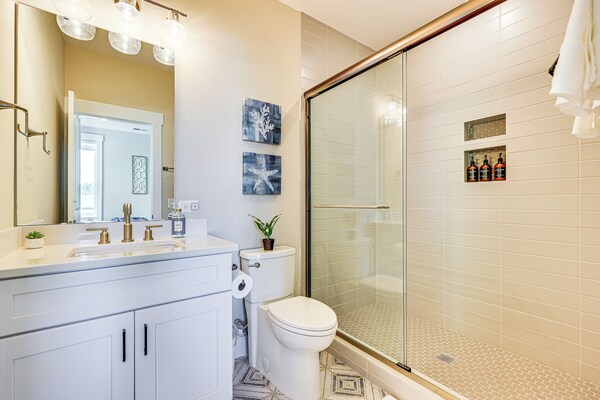 Luxe 2-home Combo In Carolina Beach: Walk To Water - Carolina Beach, NC