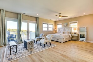 Interior - Luxe 2-home Combo in Carolina Beach: Walk to Water (Carolina Beach)