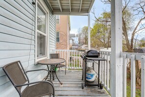 Interior - 1 Mi to Erie Canalway Trail! Condo w/ Grill (Little Falls)
