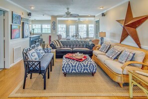 Interior - Steps to Shore! Canal-front Escape in Holden Beach (Supply)