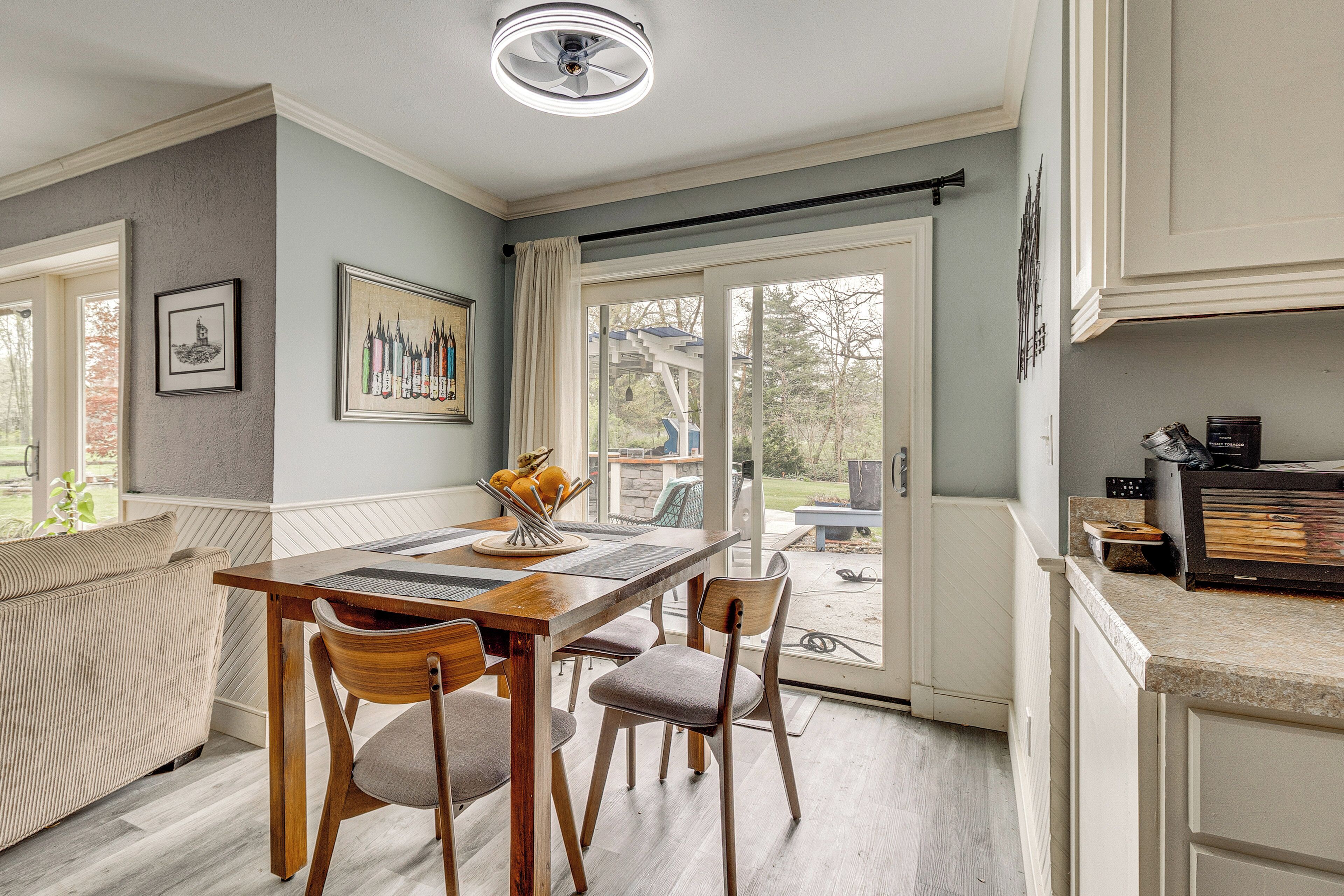 House (2 Bedrooms) | Interior