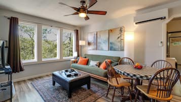 House (2 Bedrooms) | Front of property