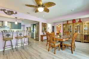 Interior - Dockside Hernando Beach Retreat w/ Canal Access (Spring Hill)
