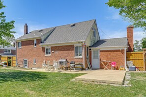 Interior - 12 Mi to Nat'l Mall: Cozy Apt w/ Shared Patio (Springfield)