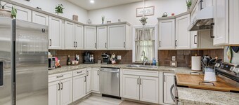 Boho Home w/ Deck & Yard in Republic, Pets Welcome