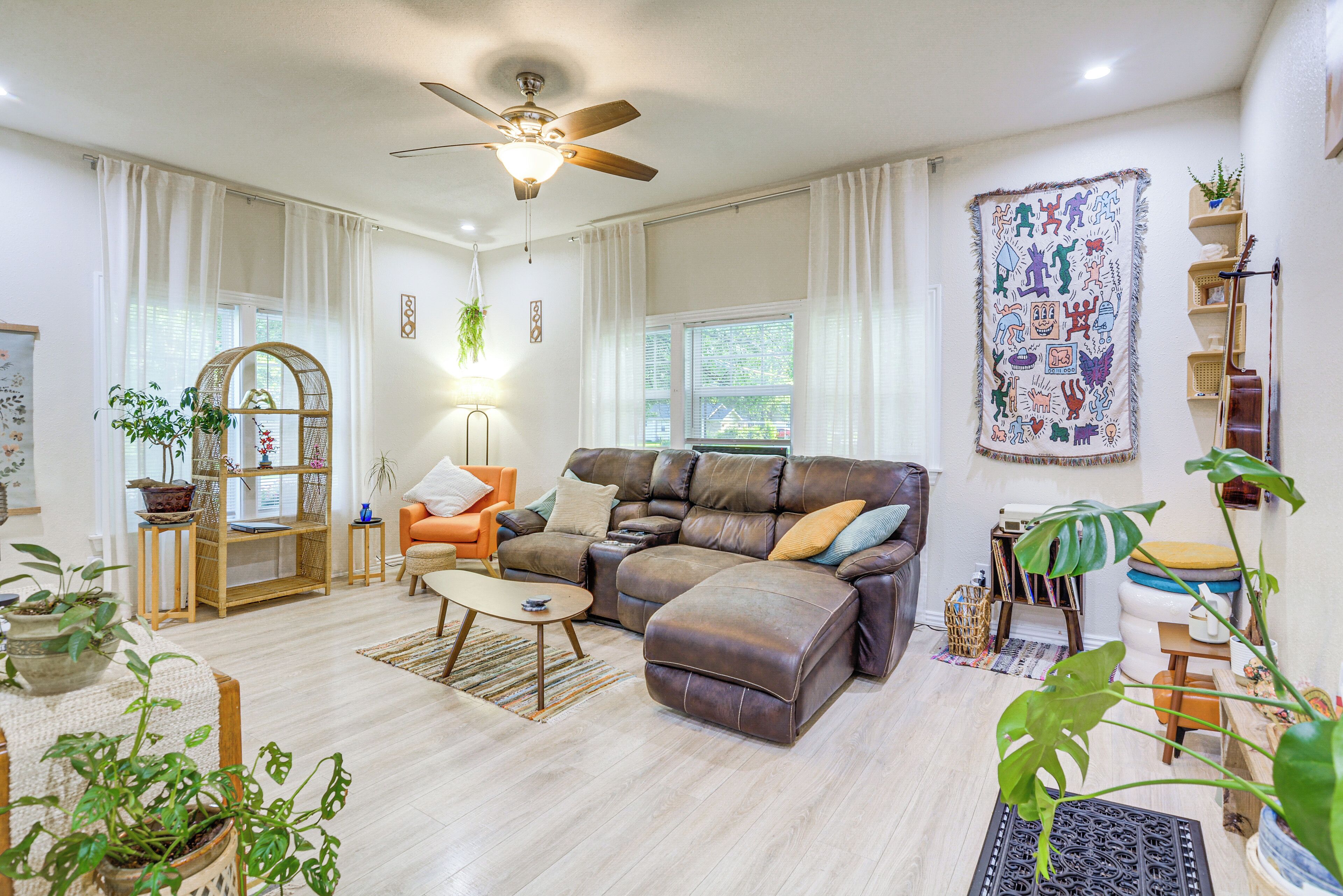 House (3 Bedrooms) | Front of property
