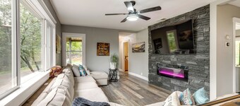 Placerville Paradise: Game Room + Hot Tub!
