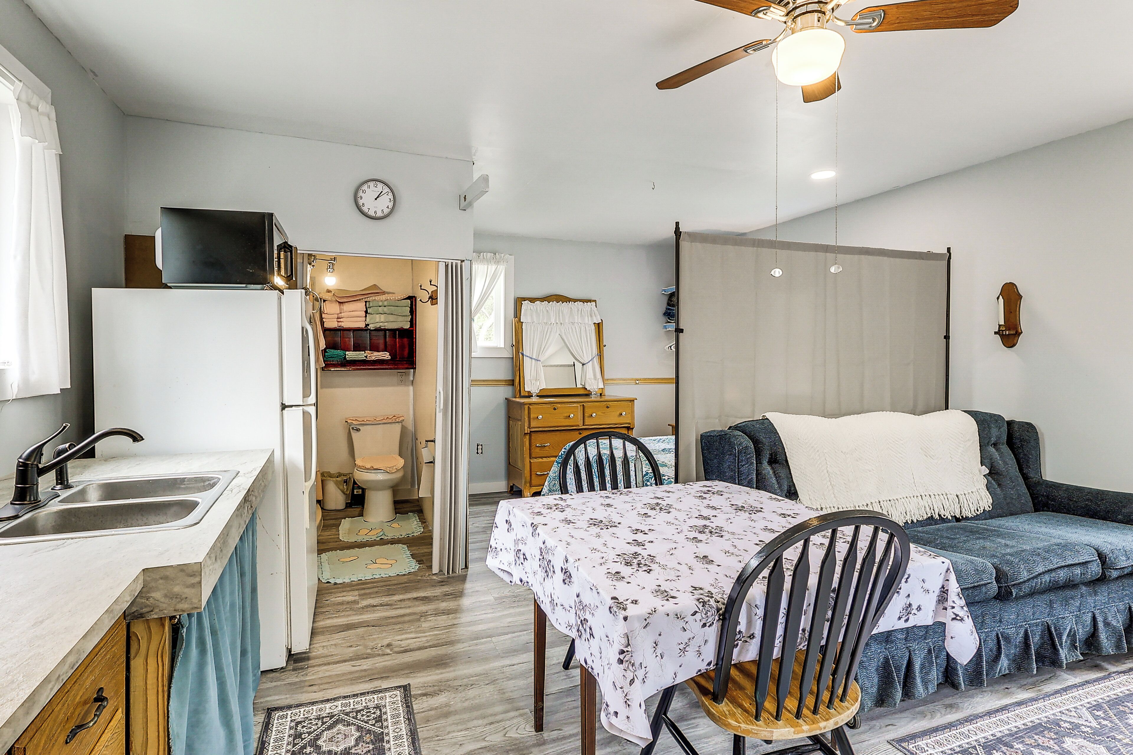 House (0 Bedroom) | Interior