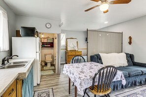 House (0 Bedroom) | Interior