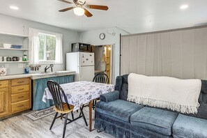 House (0 Bedroom) | Interior