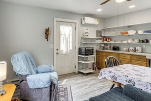 House (0 Bedroom) | Interior
