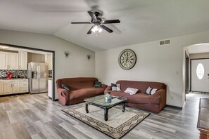 Interior - Rural Family Retreat w/ Deck & Yard in Capron! (Capron)