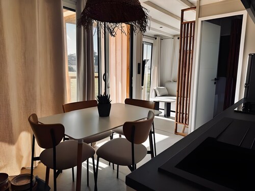 Chalet « Martinette » avec terrasse privée, balcon et Wi-Fi