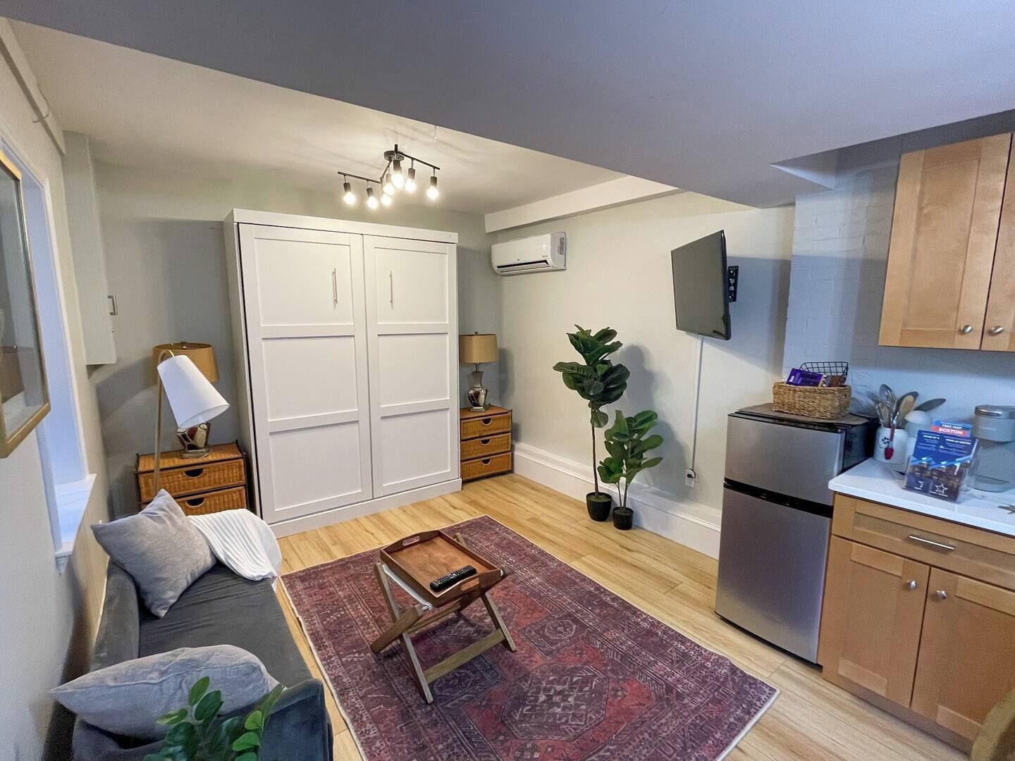 TV, offices