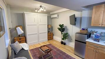 TV, offices