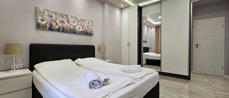 1 bedroom, iron/ironing board, WiFi, bed sheets