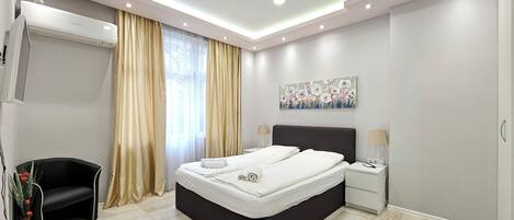 1 bedroom, iron/ironing board, WiFi, bed sheets