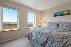 Free WiFi, bed sheets - 422 - Ocean View Retreat with Incredible View (Westport)
