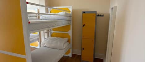 Iron/ironing board, free WiFi