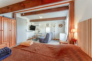 1 soverom, strykejern/-brett, wi-fi og sengetøy