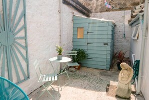 Outdoor dining - Character and comfort in the heart of west Cornwall (Penzance)