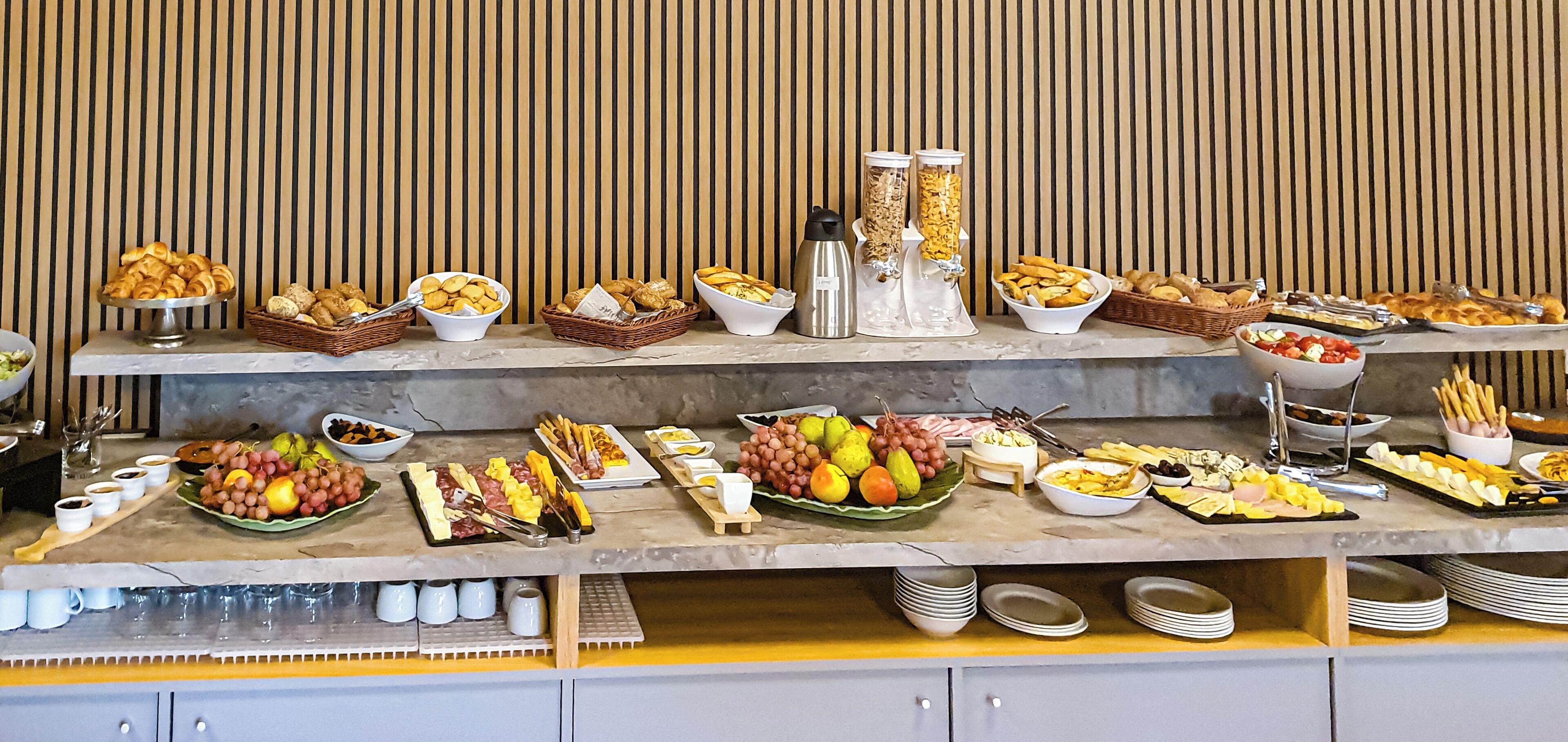 Petit déjeuner buffet compris tous les jours