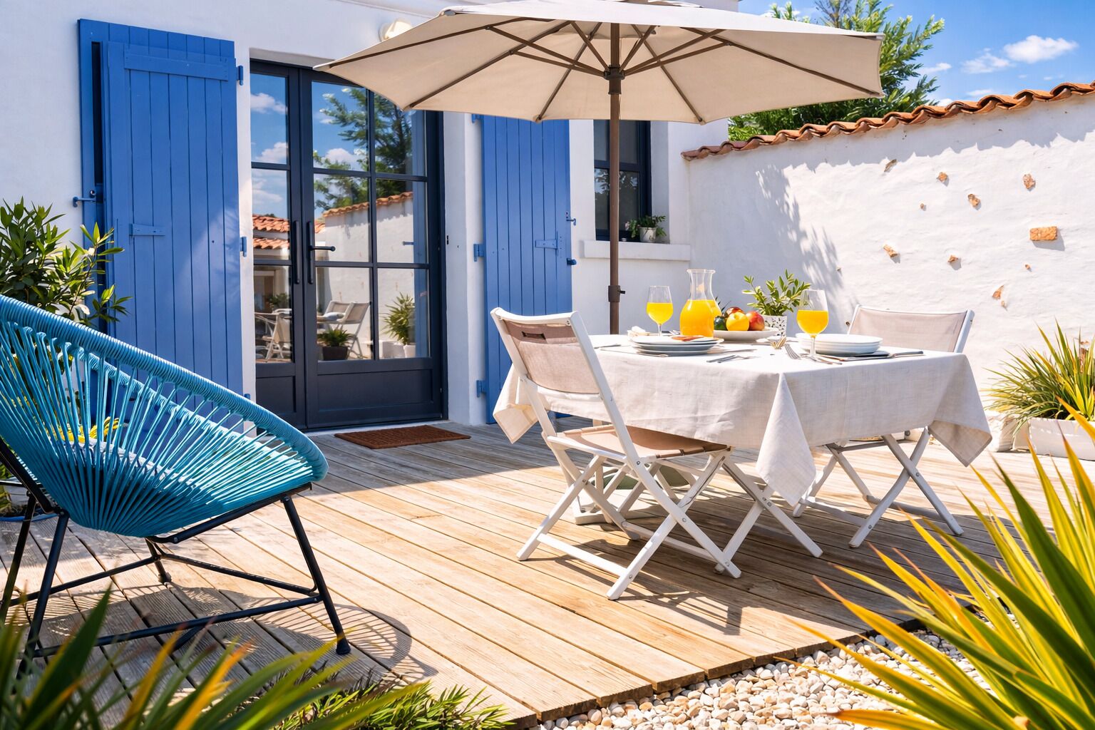 Superior House, Garden View | Outdoor dining