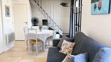 Duplex | Living area