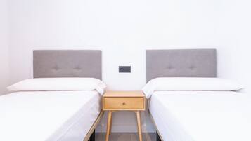 2 chambres, fer et planche à repasser, Wi-Fi, draps fournis