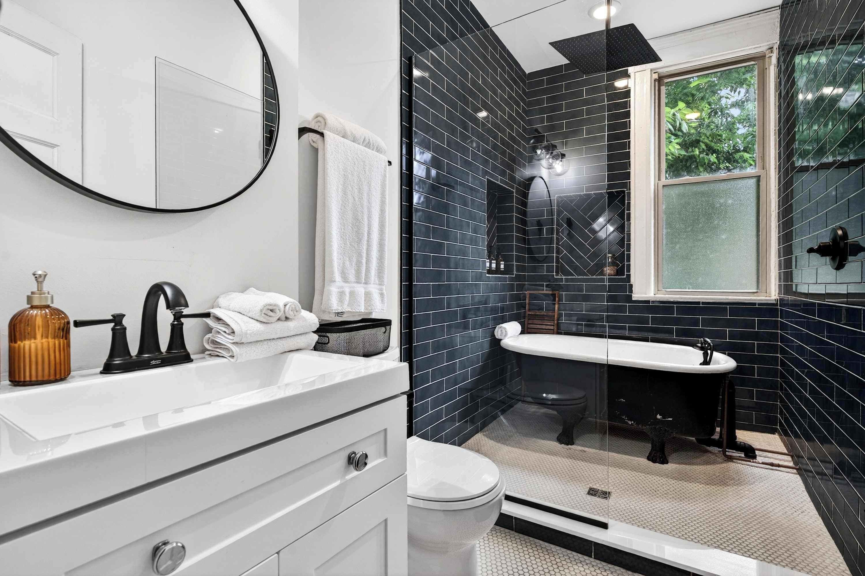 Shower, hair dryer, towels, shampoo